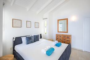 Shoreline Harmony at Villa Solana