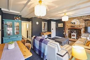 Host Stay Dotty s Coastal Retreat