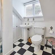 Host Stay Dotty s Coastal Retreat