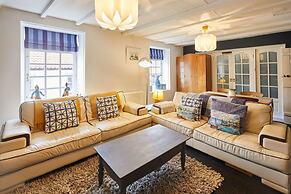 Host Stay Dotty s Coastal Retreat