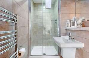 Host Apartments Kings Dock View Baltic Living