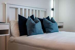 Host Apartments Kings Dock View Baltic Living