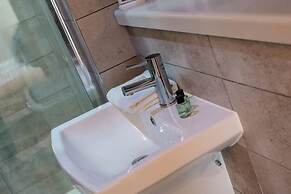 Host Apartments Kings Dock View Baltic Living