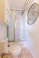 BE DEH Koni 43-13 in De Haan