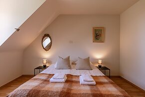 BE DEH Grot 79J in De Haan