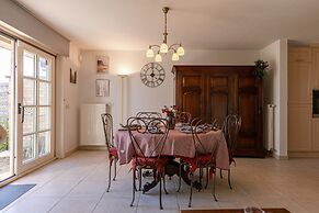 BE DEH Grot 79J in De Haan