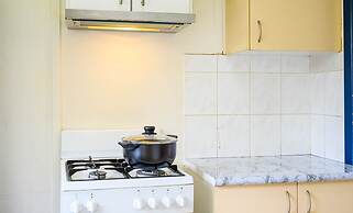 Metawise/parramatta Cozy Room With Furniture Wifi