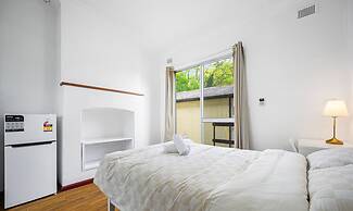 Metawise/parramatta Cozy Room With Furniture Wifi
