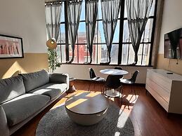 Sosuite 2BR Apt w W/d, Gym, On-site Restaurant