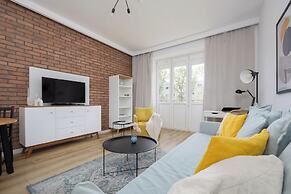 Blisko Plaży nad Wisłą by Renters