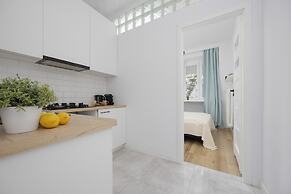 Blisko Plaży nad Wisłą by Renters