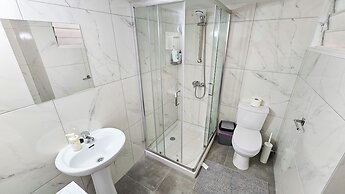 Unique City Center Rooms