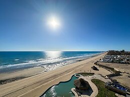 Has it all Beachfront Retreat With Stunning Views