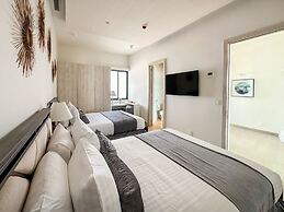 Sandy Beach 2BR Beachfront Getaway