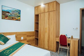 Gala Hotel & Apartment