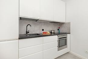 Lema Apartment Gdańsk by Renters