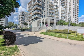 Lema Apartment Gdańsk by Renters