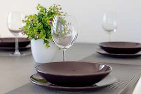 Lema Apartment Gdańsk by Renters