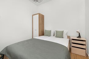 Lema Apartment Gdańsk by Renters