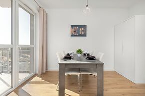 Lema Apartment Gdańsk by Renters