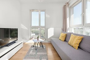 Lema Apartment Gdańsk by Renters