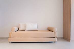 w Comfortable Loft w Balcony in Crespo