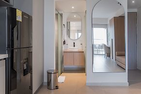 w Comfortable Loft w Balcony in Crespo