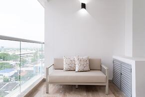 w Comfortable Loft w Balcony in Crespo