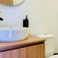 w Magnificent Loft With Perfect View