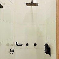 w Magnificent Loft With Perfect View