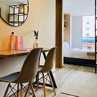 w Exceptional Loft With Modern Deco in Bogota