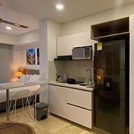 w Marvelous Loft With Balcony in Crespo