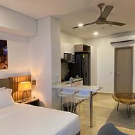 w Marvelous Loft With Balcony in Crespo