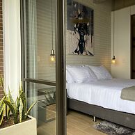 w Wonderful 1BR With Moder Balcony in Poblado