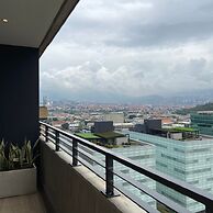 w Wonderful 1BR With Moder Balcony in Poblado