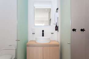 w Spectacular Loft With Balcony in Crespo