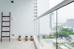 w Spectacular Loft With Balcony in Crespo