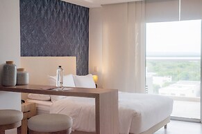 w Spectacular Loft With Balcony in Crespo