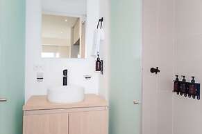 w Spectacular Loft With Balcony in Crespo