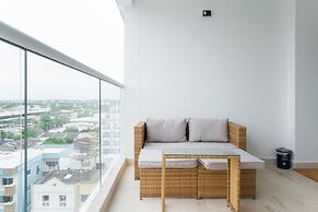 w Spectacular Loft With Balcony in Crespo