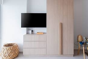 w Spectacular Loft With Balcony in Crespo