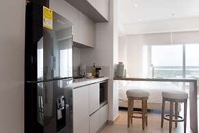 w Spectacular Loft With Balcony in Crespo