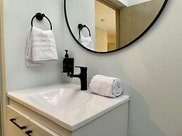 w Awesome 2BR w 2 Jacuzzi s in El Poblado