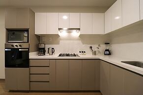 w Delightful 2BR w Balcony in Miraflores