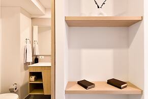 w Perfect Loft w Fabulous Deco in Santa Barbara