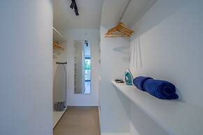 w Radiant 1BR w Modern Balcony in San Francisco