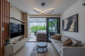 w Radiant 1BR w Modern Balcony in San Francisco