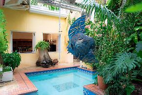 Fantastic 5BR House With AC in Cartagena