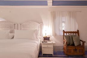 Fantastic 5BR House With AC in Cartagena