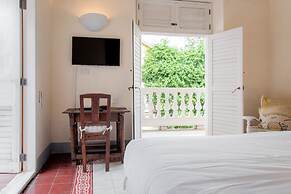 Fantastic 5BR House With AC in Cartagena